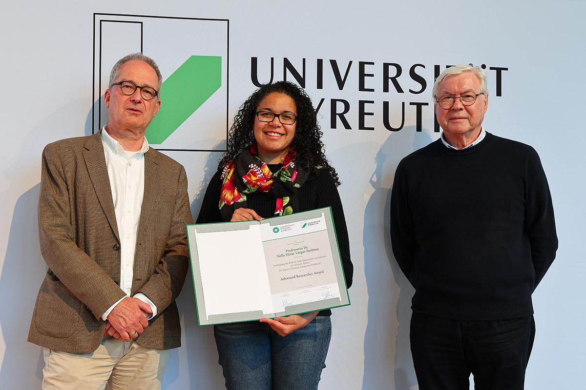 Preisverleihung an Prof. Vargas-Barbosa